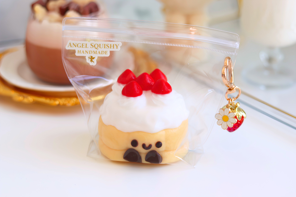 Vanilla Strawberry Cake Taba Squishy